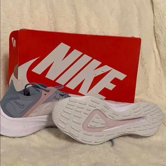 Womens Lifestyle | Nike EXP-X14 Platinum TintWhite - Picture 13 of 16